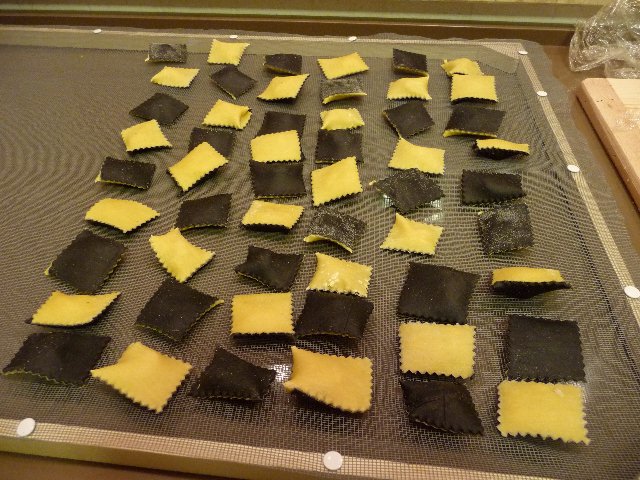 Ravioli Neri 1.jpg