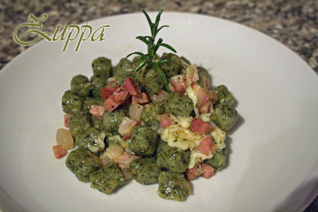 Foto 796 gnocchi spinaci speck asiago.jpg