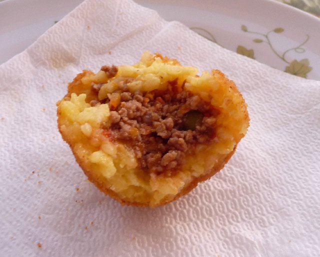 Arancina aperta g.jpg