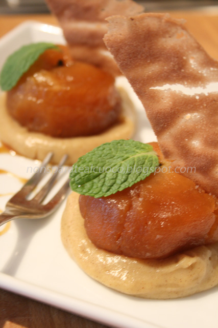 Foto 047 annurche tatin ignude sulla cannella.jpg