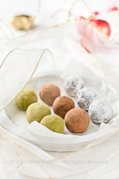 Truffles cioccolato, ciliegie e mandorle156-Edit.jpg