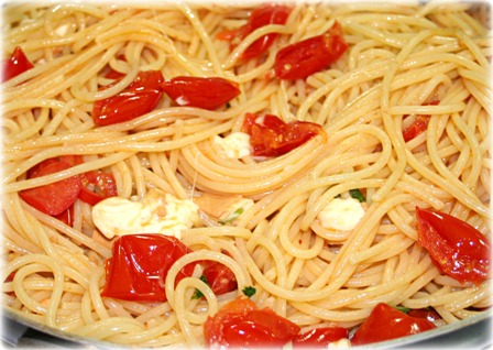 spaghetti con pomodorini di antonia 1.jpg